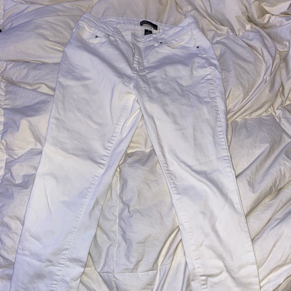 White jeans!